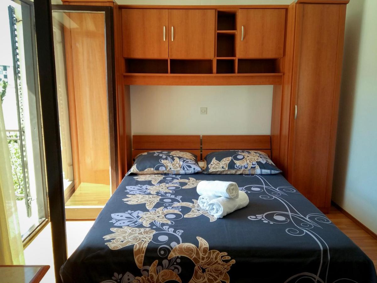 Apartmani Jovic Makarska Exterior photo